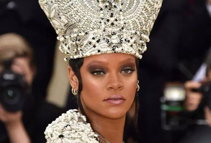 Au apărut primele fotografii oficiale cu Prințul Harry și Meghan Markle