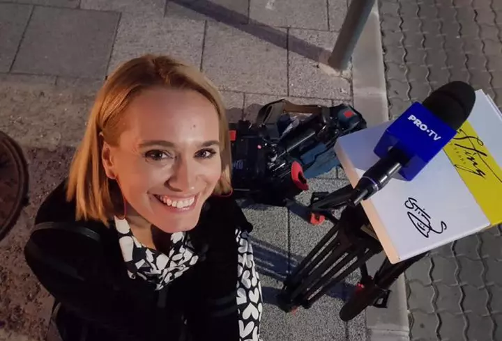 Ea este Maye Musk, mama celebrului Elon, care, la 70 de ani, face modelling la fel de bine ca fiul său afaceri