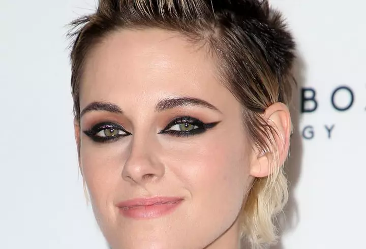 Ce greșeală să eviți când aplici pudra bronzantă