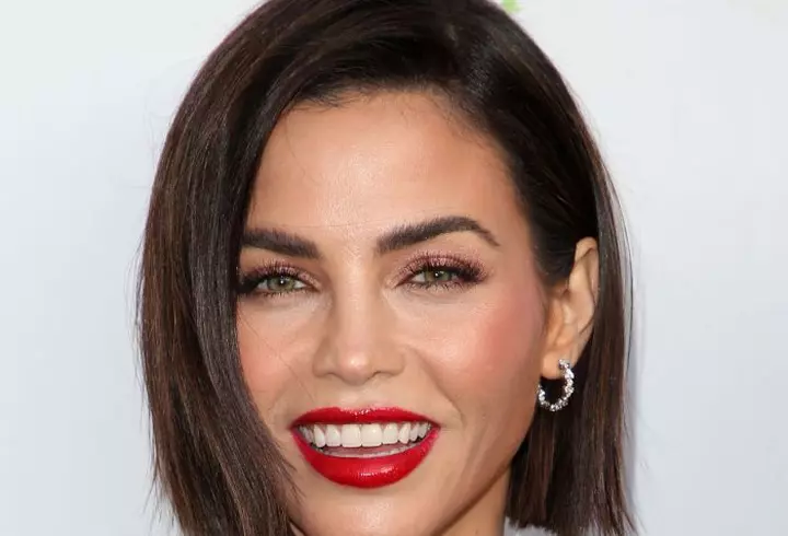 Ce greșeală să eviți când aplici pudra bronzantă