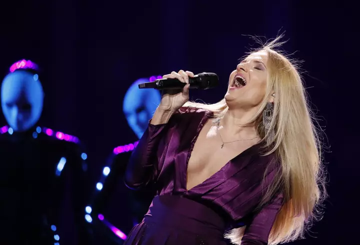 Câte kilograme a luat Laura Cosoi în ultima lună de sarcină și cât va sta în concediu de maternitate