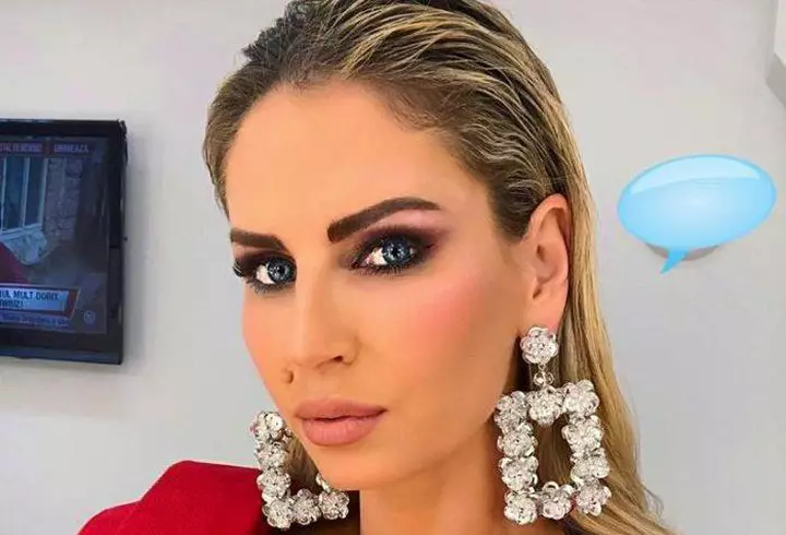 Ariana Grande, schimbare de look spectaculoasă. Artista e de nerecunoscut!