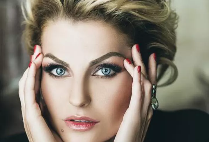 Ruxi, ținută mega excentrică la petrecerea VIVA! Outfitul ei a atras toate privirile