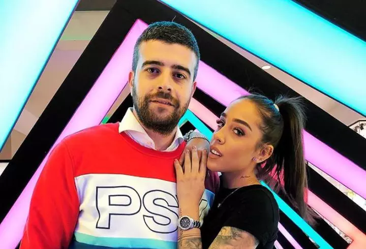 Ruxi, ținută mega excentrică la petrecerea VIVA! Outfitul ei a atras toate privirile