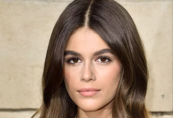 Părinții o susțin necondiționat pe Nicole Cherry. Cum a trecut artista peste despărțirea de iubit