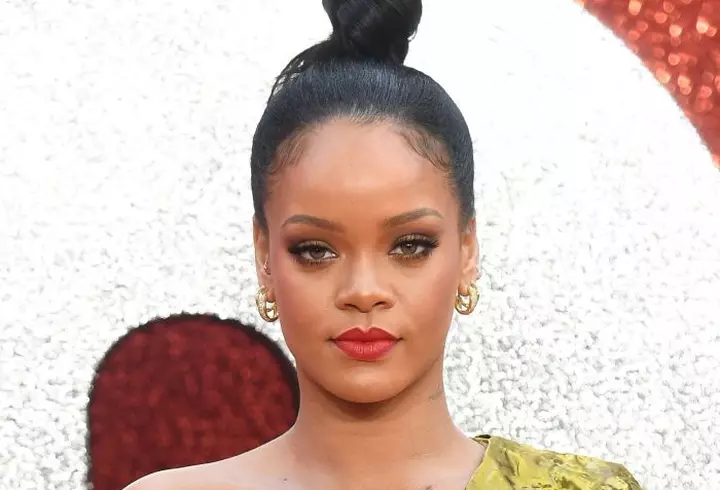 Ce greșeală să eviți când aplici pudra bronzantă