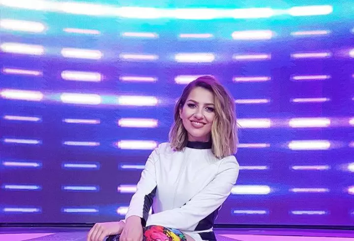Cine o înlocuiește pe Bianca Drăgușanu la "Te vreau lângă mine"! Este o altă vedetă sexy!