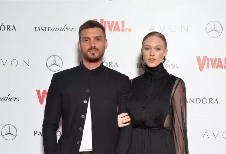 Andreea Esca merge la sală împreună cu iubitul fiicei sale: ”Mai poți?”