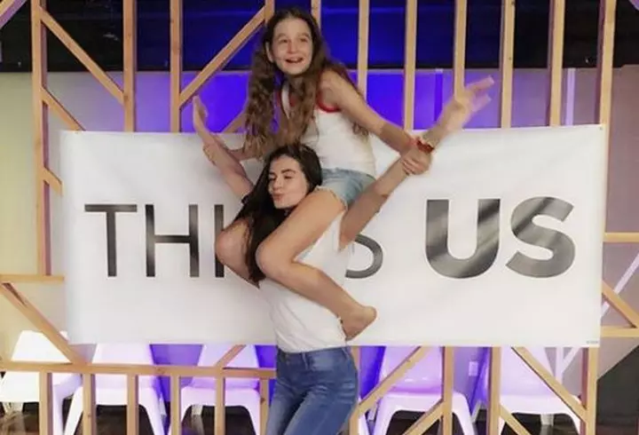 EXCLUSIV. Paris Hilton a venit în România cu bijuterii de 700.000 de dolari și cu 200 kg de bagaje