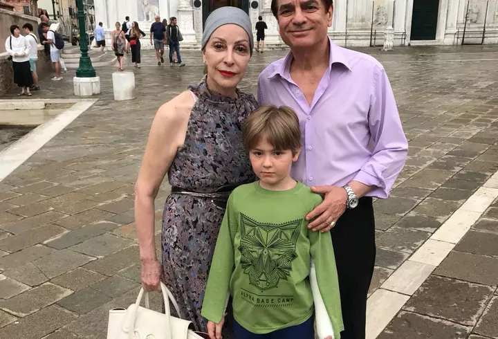 Andreea Marin şi-a schimbat stilul vestimentar! Cât de bine o prinde transformarea