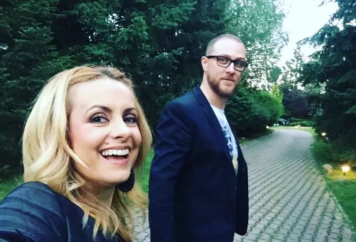 EXCLUSIV. Paris Hilton a venit în România cu bijuterii de 700.000 de dolari și cu 200 kg de bagaje