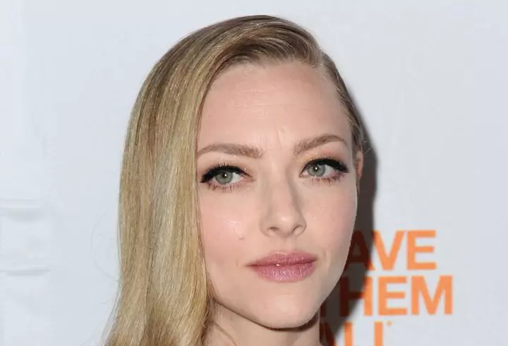 Cum să-ți îngrijești buzele uscate și crăpate