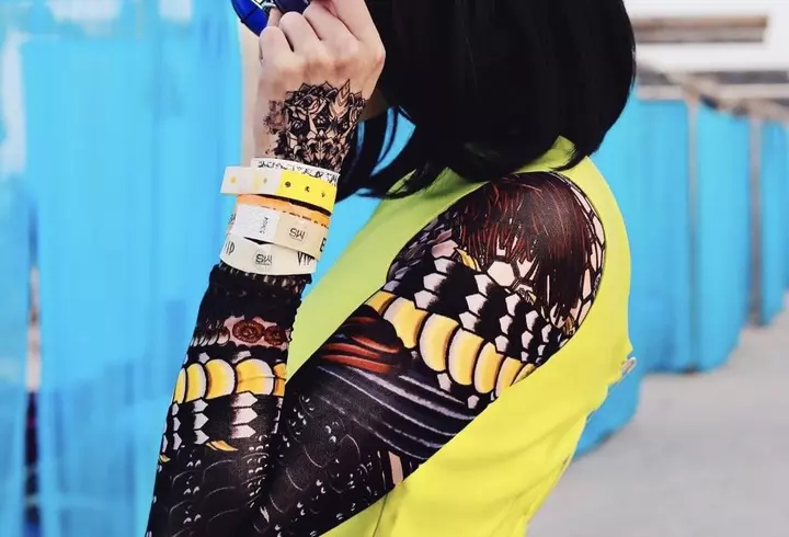 Cum să-ți îngrijești buzele uscate și crăpate