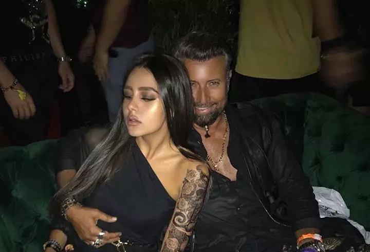 Cum arată Adelina Pestriţu la doar 6 zile după ce a născut! A avut curaj să îmbrace un tricou mulat pe abdomen