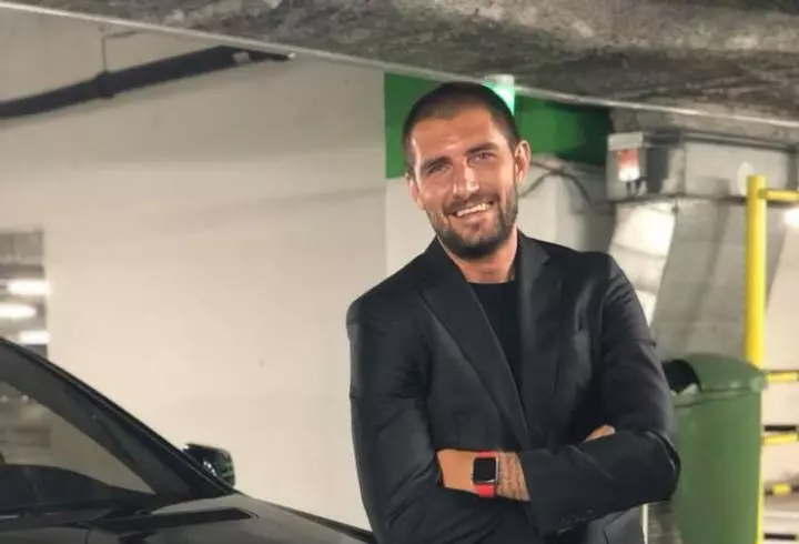 Ariana Grande are atacuri de anxietate şi izbucneşte des în plâns. Care e cauza