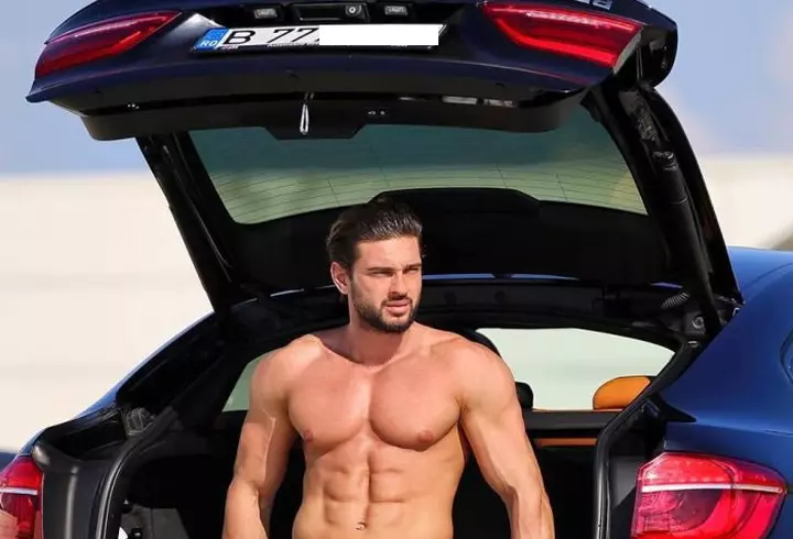 Antonia şi Alex Velea au fost naşi. Dominic şi Akim n-au lipsit de la petrecere