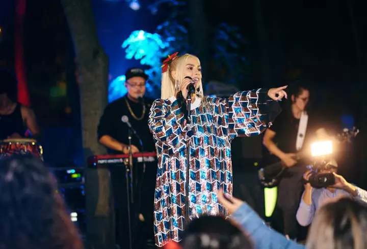 Antonia şi Alex Velea au fost naşi. Dominic şi Akim n-au lipsit de la petrecere