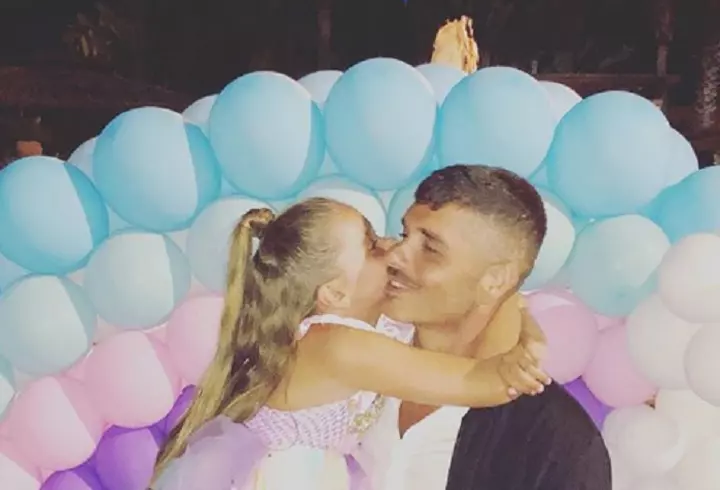 Fiica lui Teo Trandafir a început liceul. Maya a îmbrăcat uniforma - VIDEO