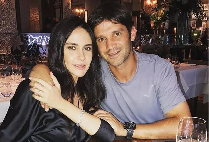 Cum arată Adelina Pestriţu la doar 6 zile după ce a născut! A avut curaj să îmbrace un tricou mulat pe abdomen