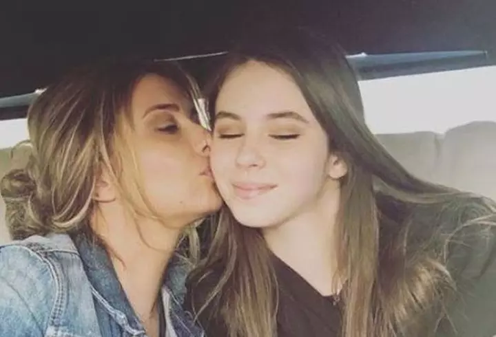 EXCLUSIV / Elena Udrea a născut în toiul nopții, fără medic. ”Asistentele erau speriate”