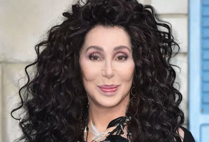 EXCLUSIV / Elena Udrea a născut în toiul nopții, fără medic. ”Asistentele erau speriate”