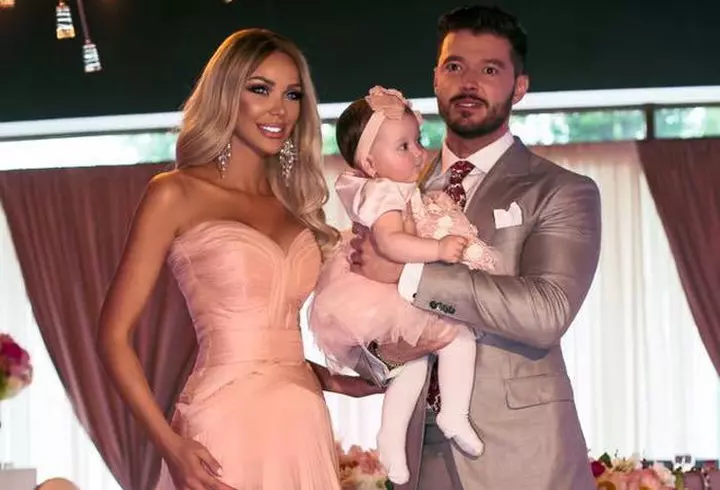 Doiniţa Oancea a publicat prima poză cu iubitul pe care l-a ţinut ascuns 3 ani. Actriţa din "Fructul oprit" e îndrăgostită