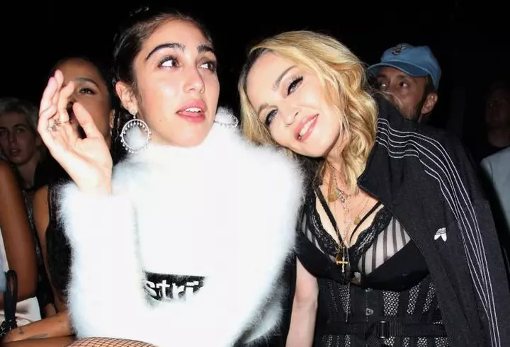 Doiniţa Oancea a publicat prima poză cu iubitul pe care l-a ţinut ascuns 3 ani. Actriţa din "Fructul oprit" e îndrăgostită