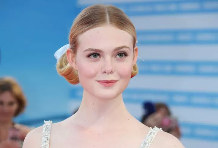 O prepari la tine în bucătărie! Pastă de dinți cu turmeric pentru albire dentară