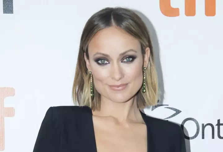 O prepari la tine în bucătărie! Pastă de dinți cu turmeric pentru albire dentară