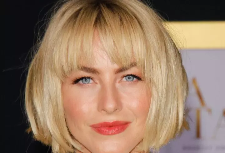 O prepari la tine în bucătărie! Pastă de dinți cu turmeric pentru albire dentară