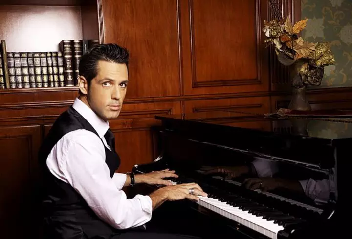 Doiniţa Oancea a publicat prima poză cu iubitul pe care l-a ţinut ascuns 3 ani. Actriţa din "Fructul oprit" e îndrăgostită