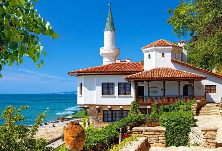 Vacanță în Delta Dunării prin programul Plătește 1, Merg 2!