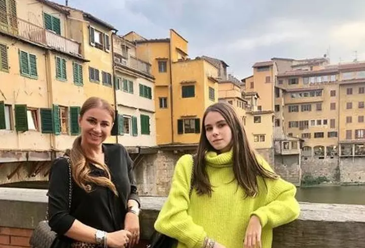 (P) Kronenbourg 1664 Blanc este partener al TIFF si promite sa ofere cinefililor eleganta si gustul Frantei.