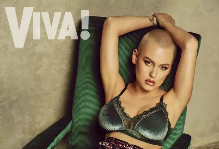 Începuturile carierei Ilincăi Vandici. A împărțit pliante în București: ”Mi-am promis ca fotogafii să se bată pentru o poză bună la panou, cu mine”