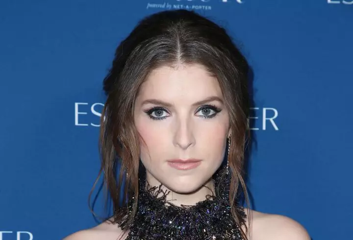 Mască detoxifiantă pentru tenul gras cu argilă și cafea