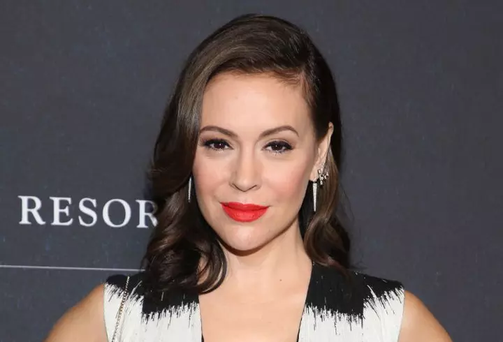 Mască detoxifiantă pentru tenul gras cu argilă și cafea