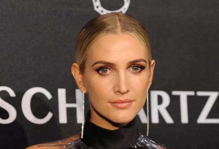 Mască detoxifiantă pentru tenul gras cu argilă și cafea