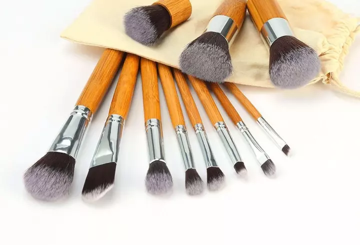 Mască detoxifiantă pentru tenul gras cu argilă și cafea