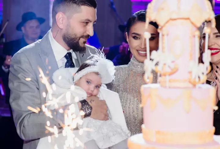 Ce meserii au avut vedetele de la noi înainte să fie celebre. Nici nu te-ai fi așteptat!