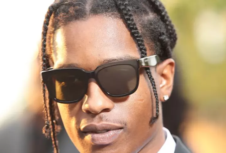 Meghan Markle a declarat că nu va purta niciodată rochii create de Victoria Beckham!