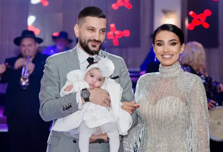 Mirela de la Insula iubirii a avut parte de o noapte romantică. Ce surpriză a găsit în dormitor