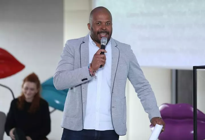 Trecutul neştiut al Ralucăi Bădulescu. Cum arată şi ce face fostul soţ al vedetei