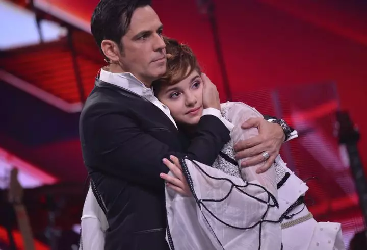 Cum și-au împodobit vedetele brazii de Crăciun. Cine a respectat tendințele și cine nu