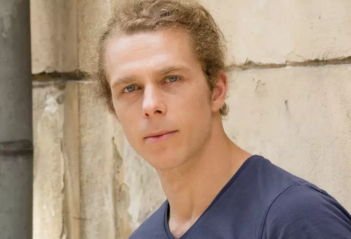 Mirela de la Insula iubirii a avut parte de o noapte romantică. Ce surpriză a găsit în dormitor