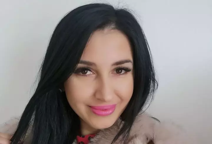 Cum și-au împodobit vedetele brazii de Crăciun. Cine a respectat tendințele și cine nu