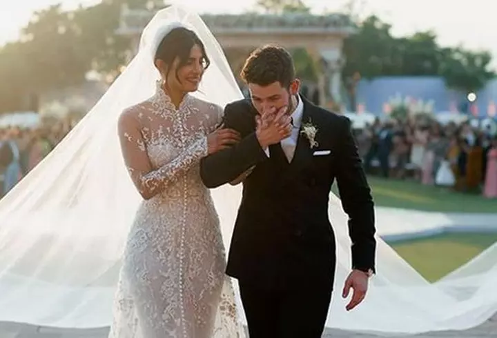 Meghan Markle poartă un inel cu Mâna Fatimei pentru a se proteja de deochi!