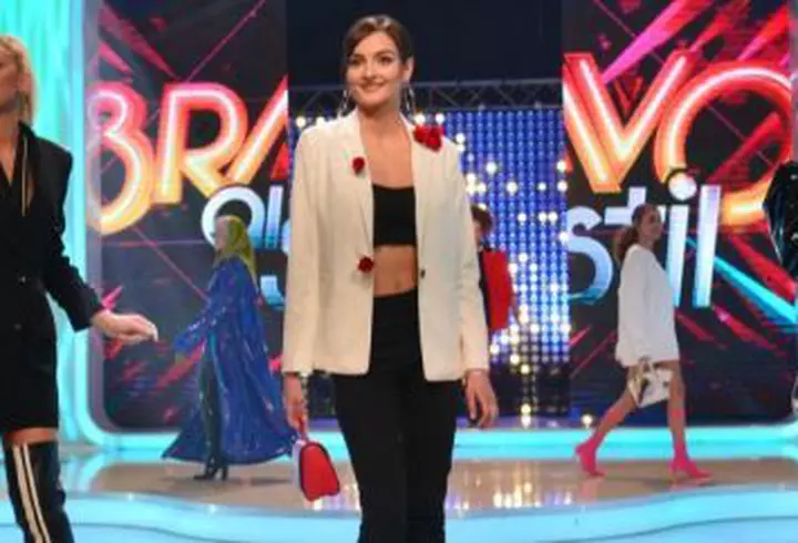 Fotografia nud cu care Andreea Bănică a provocat un adevărat război pe Internet