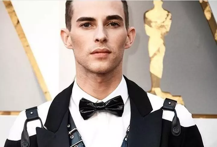 20 de celebrități care nu beau alcool niciodată. Ben Affleck, Gerard Butler și Brad Pitt au avut grave probleme cu băutura!