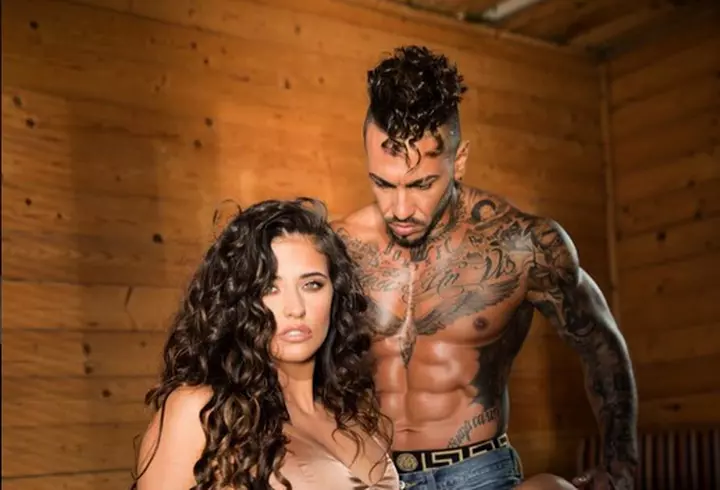 Loredana Groza şi Cabral prezintă emisiunea "Cântă acum cu mine!". Au început filmarile show-ului de muzica şi divertisment