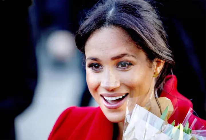 20 de celebrități care nu beau alcool niciodată. Ben Affleck, Gerard Butler și Brad Pitt au avut grave probleme cu băutura!